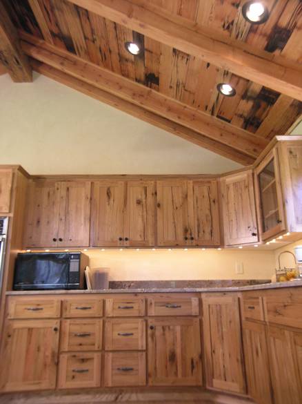 Oak Cabinets, TWII Timbers and Picklewood Ceiling